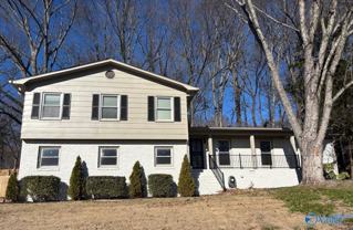 1305 Hiwan Trl Se - Photo 1 of 1