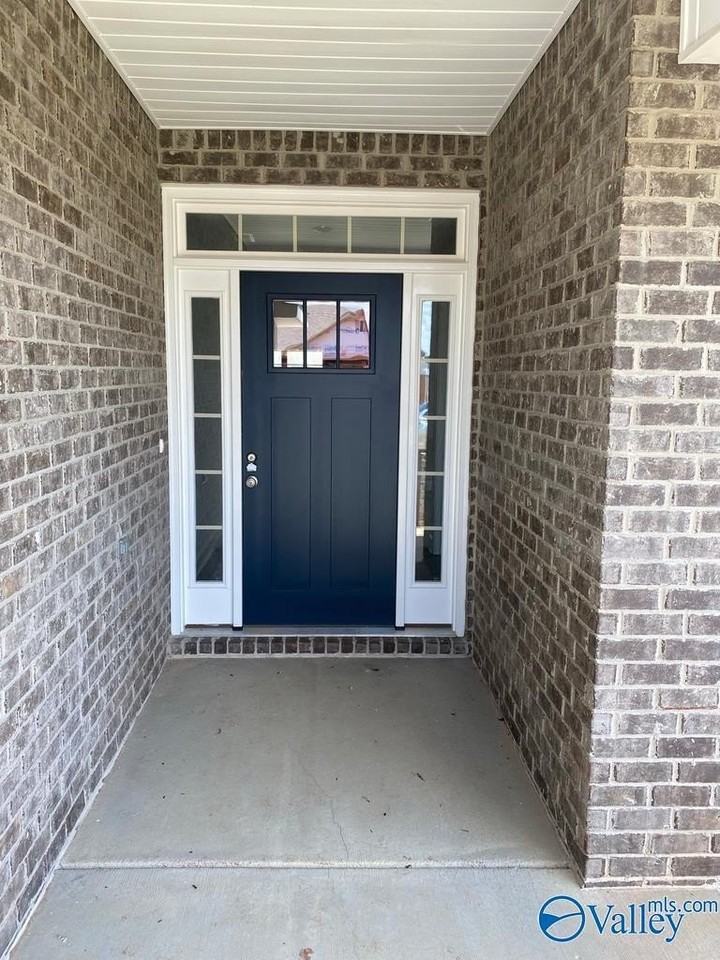 121 Sorrelweed Dr - Photo 4 of 33