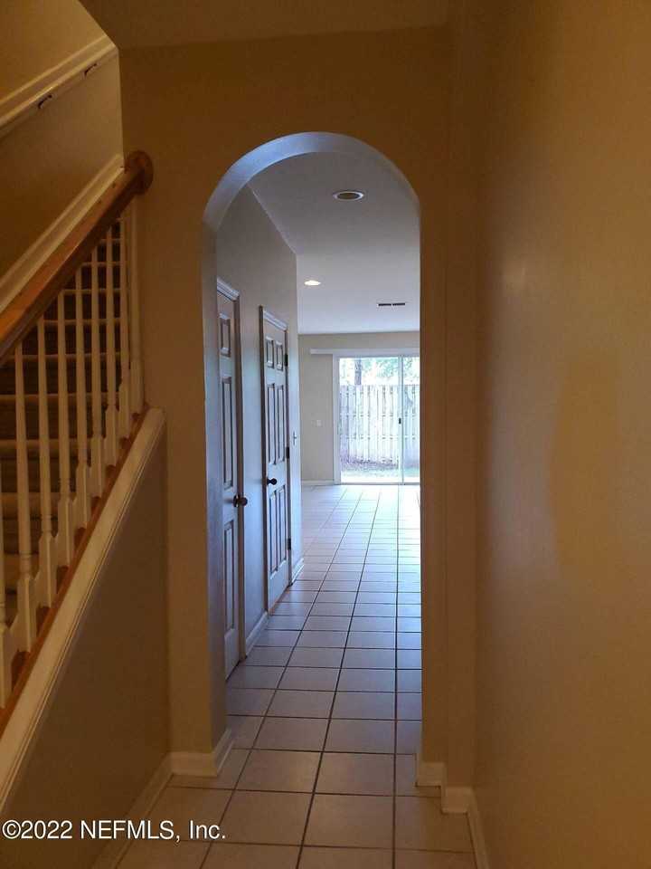 5811 Parkstone Crossing Dr - Photo 4 of 19