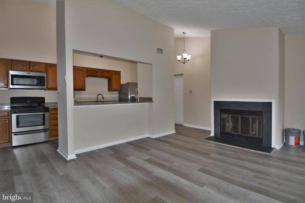 1307 Clover Valley Way #1307J - Photo 6 of 25