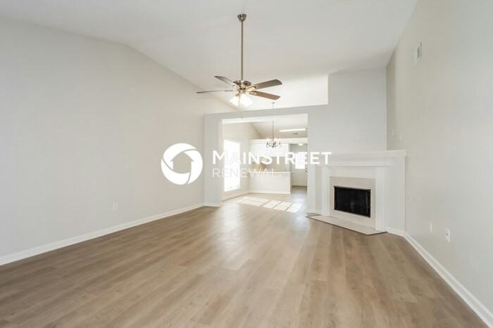 5593 Casey Ln - Photo 4 of 18