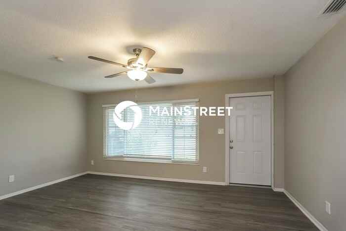 6420 26th St W - Photo 3 of 16