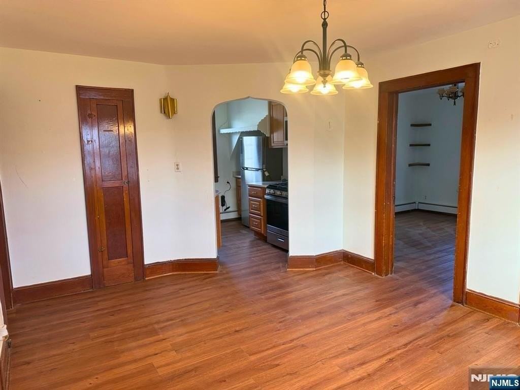 58 Hathaway St - Photo 4 of 9