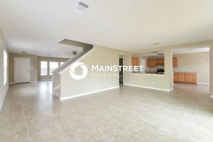 7919 Pecan Hts - Photo 3 of 15