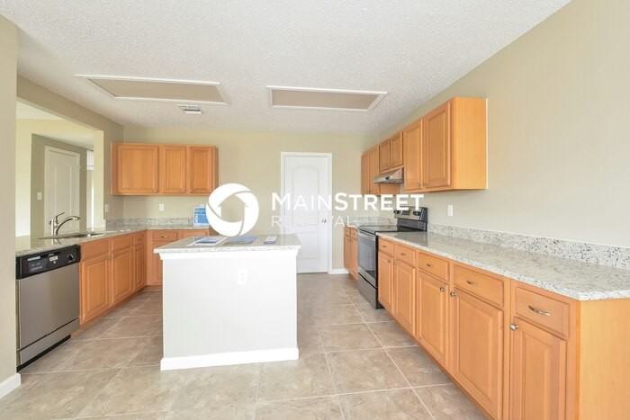 7919 Pecan Hts - Photo 5 of 15