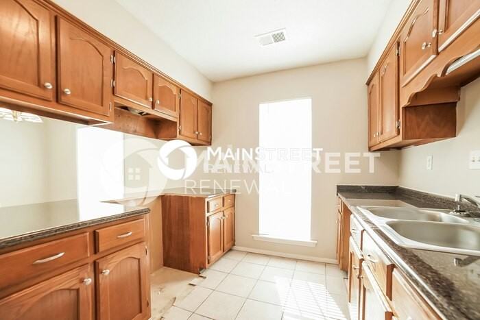 3555 Dorchester Dr - Photo 6 of 16