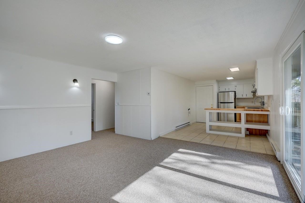 20 Emery Lane #4 - Photo 6 of 28