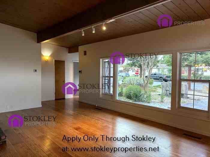 1716 Gilardy Dr - Photo 3 of 19