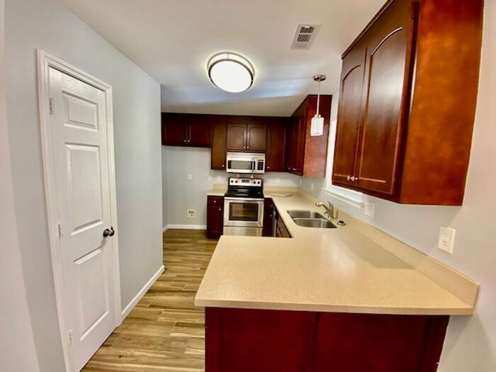 304 Harvestwood Ct - Photo 6 of 22