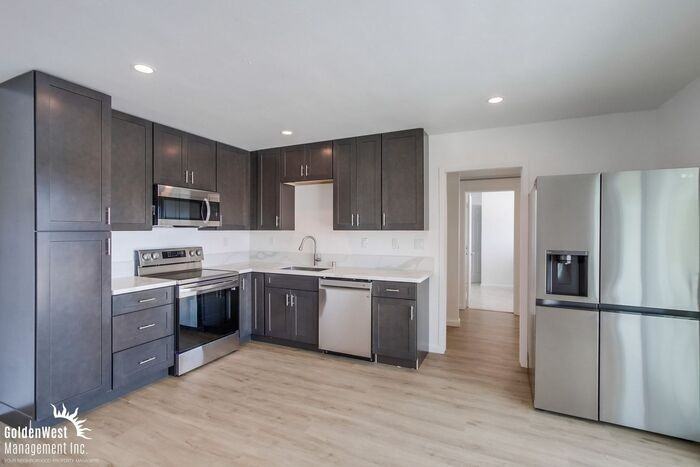 6344 Tooley St #D - Photo 7 of 19