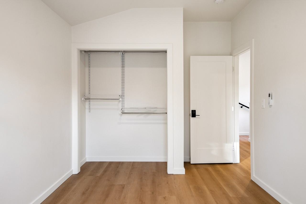 152 Cuesta Dr - Photo 5 of 14