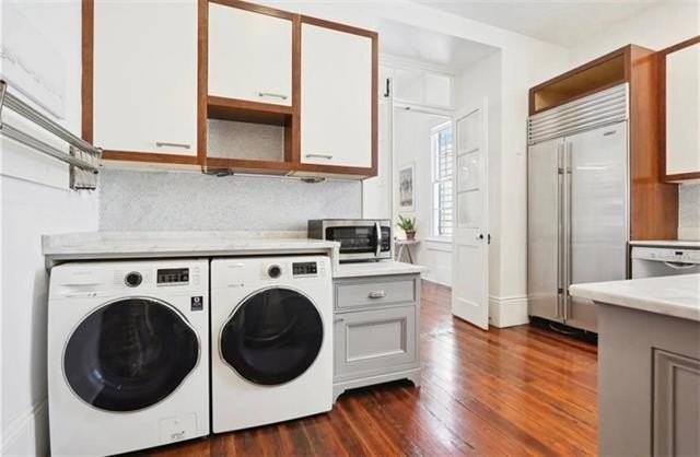 939 Jackson Ave - Photo 7 of 11