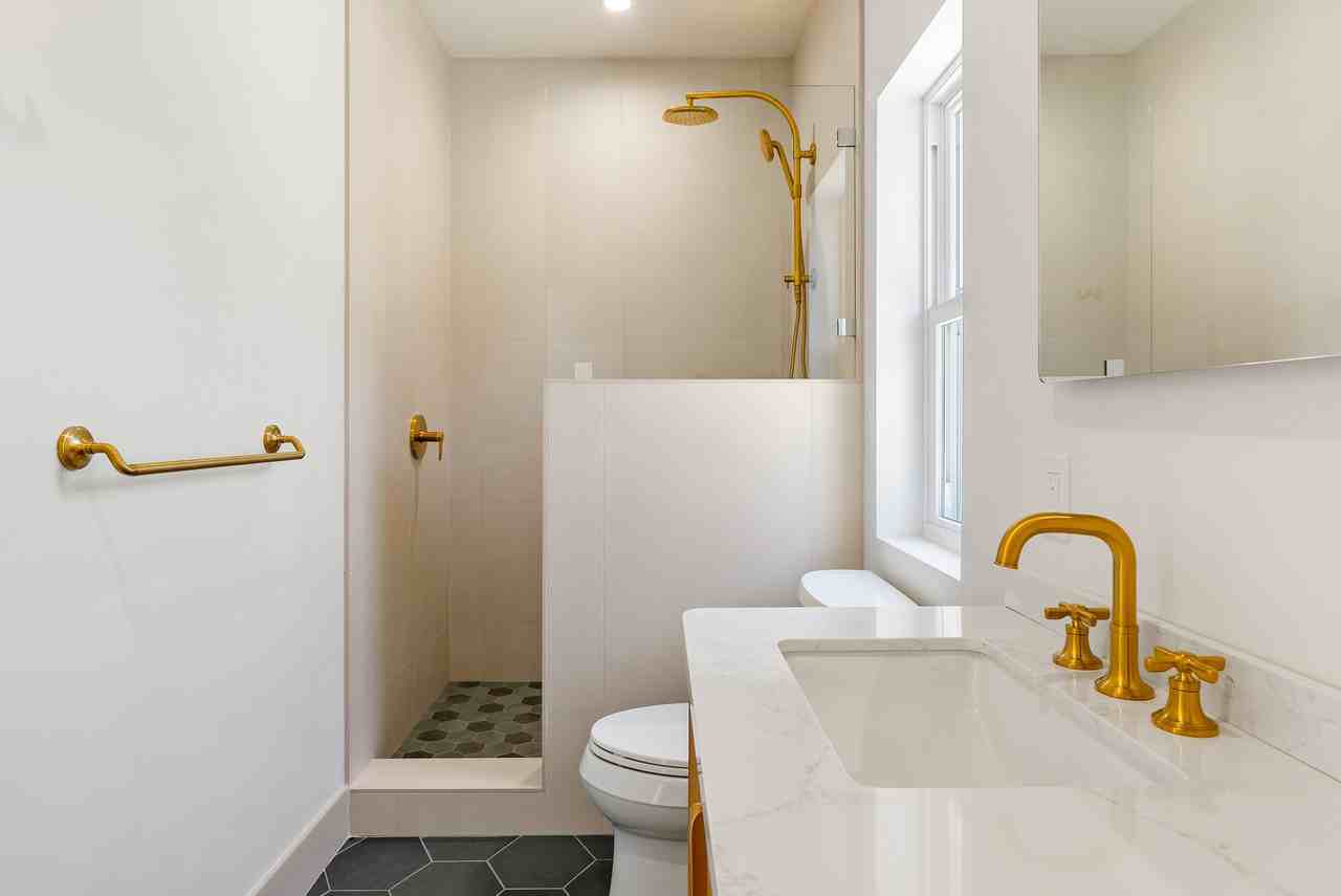 325 Cerro Romauldo Ave - Photo 7 of 9