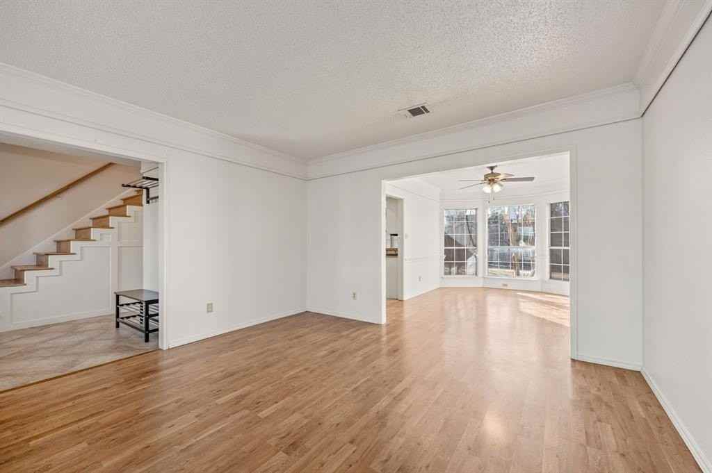 4348 Kenwood Dr - Photo 6 of 23