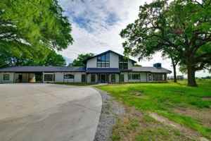 featured image of 11470 Massey Rd