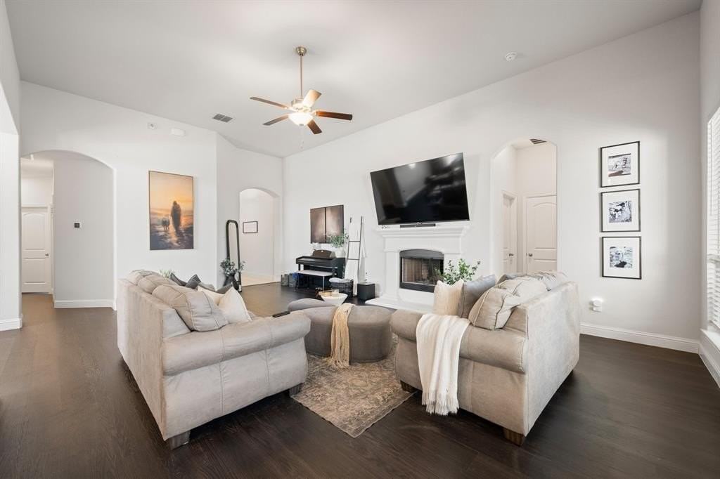 7544 Rose Crest Blvd - Photo 6 of 27