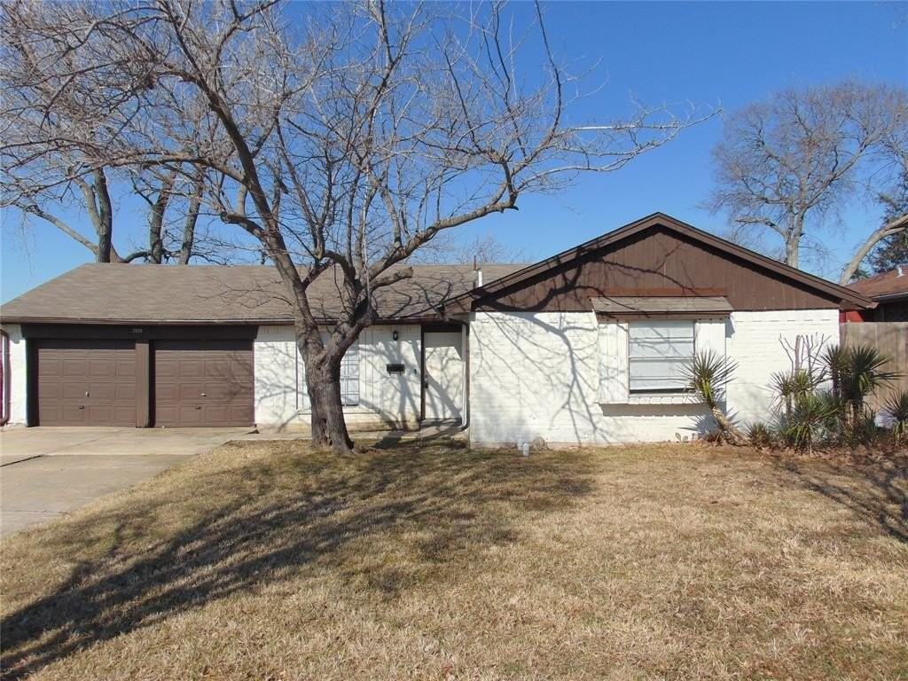 2809 Spiceberry Ln - Photo 3 of 17