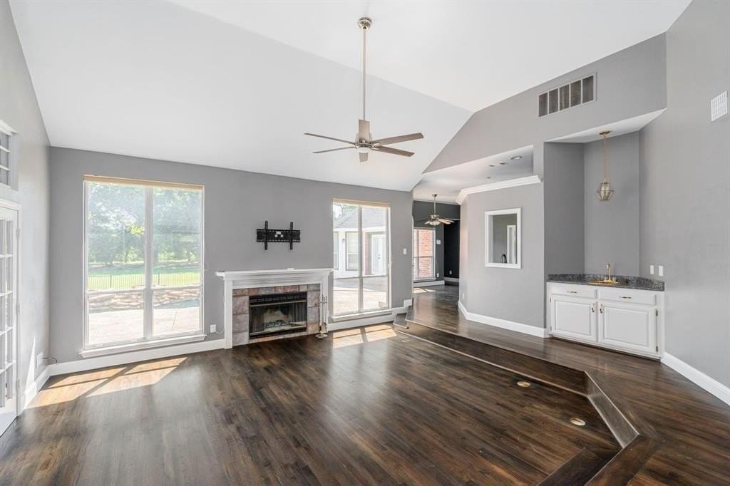 1380 Meandro Ria Ln - Photo 4 of 14