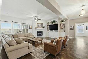 1018 Karen St - Photo 1 of 1