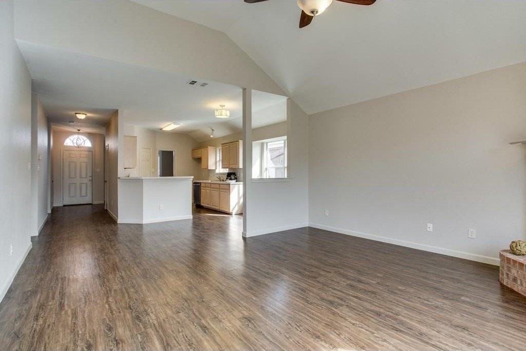 1414 Stella Dr - Photo 7 of 17