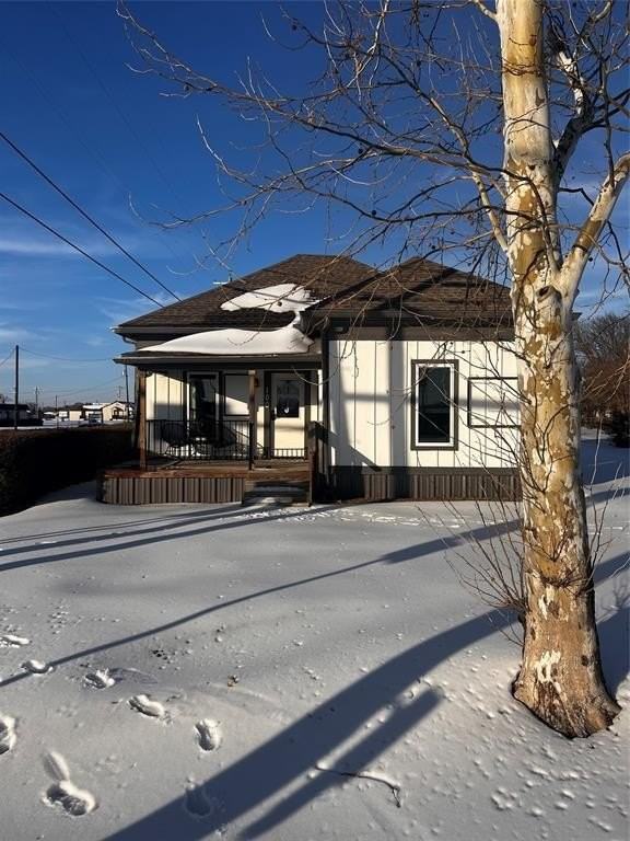 100 E Main St - Photo 4 of 17