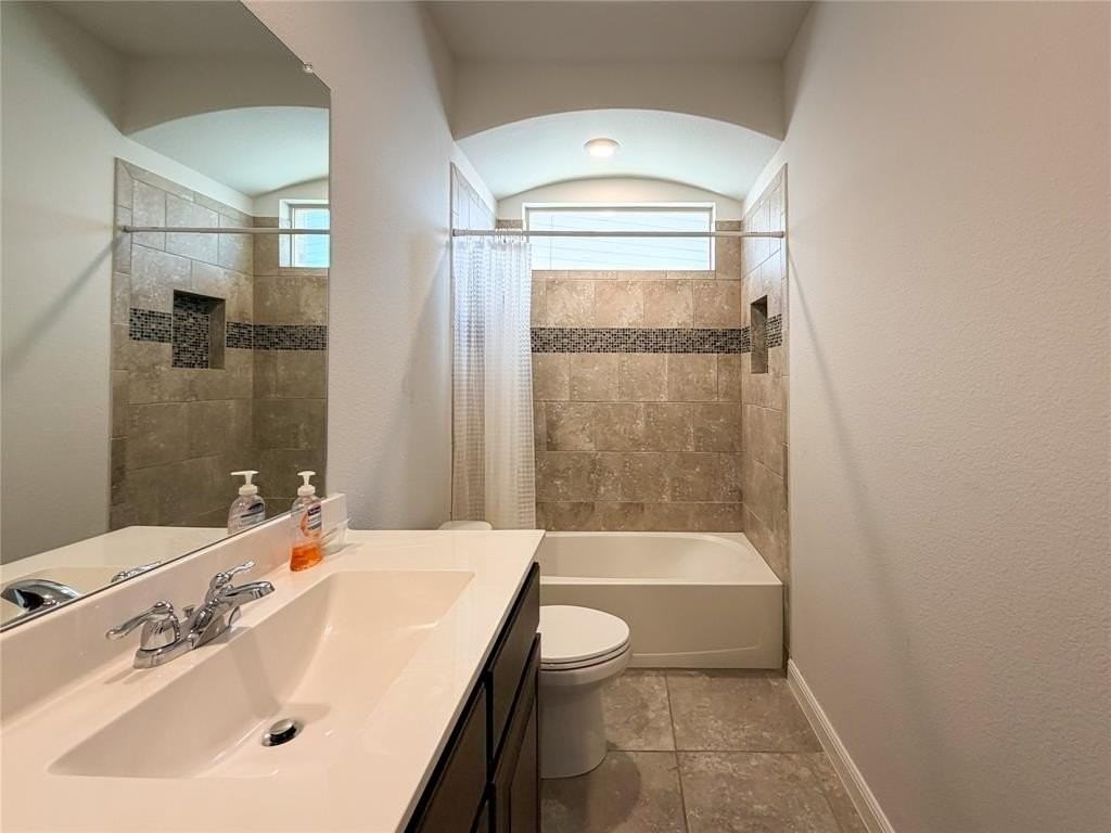 9333 Belle River Trl - Photo 6 of 12