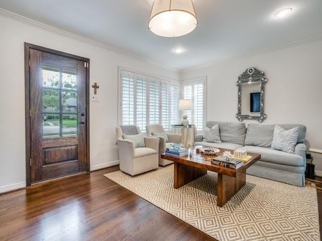 6249 Sudbury Dr - Photo 5 of 13