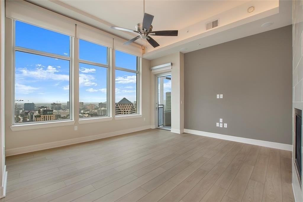 2212 Mckinney Ave #2309 - Photo 5 of 40