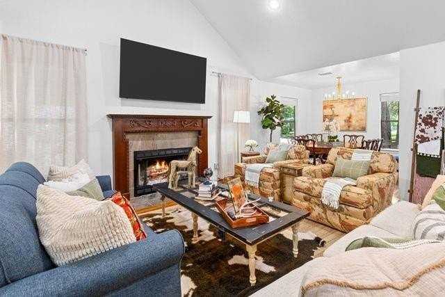 501 Mulberry St - Photo 5 of 22