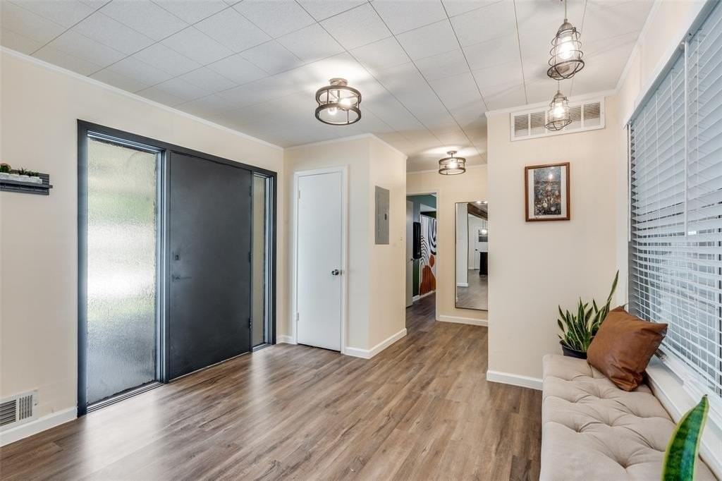 1812 17th St - Photo 3 of 25