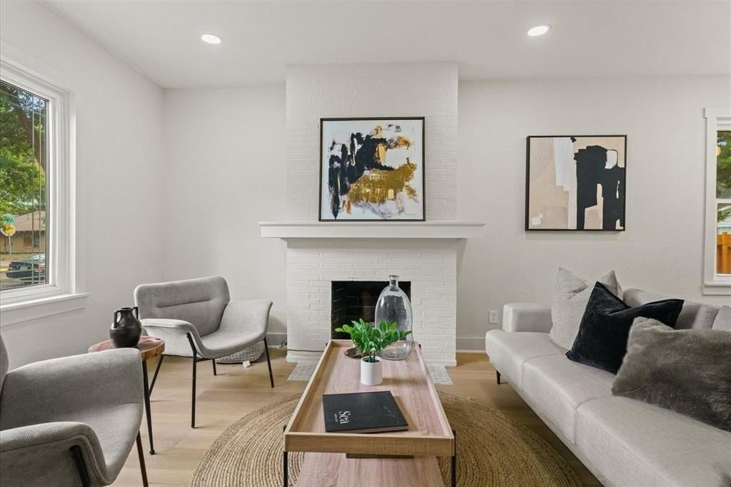 814 Turner Ave - Photo 7 of 40