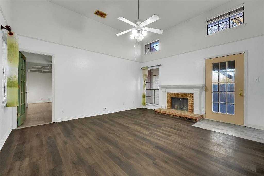 139 Kingsbridge Dr - Photo 6 of 31