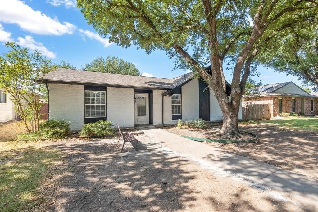 2038 Ash Hill Rd - Photo 3 of 28