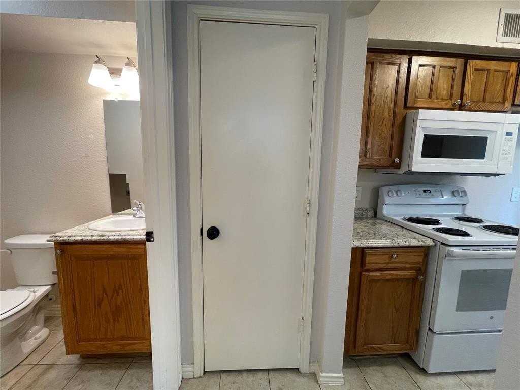 5516 Lewis Ct #A - Photo 7 of 27