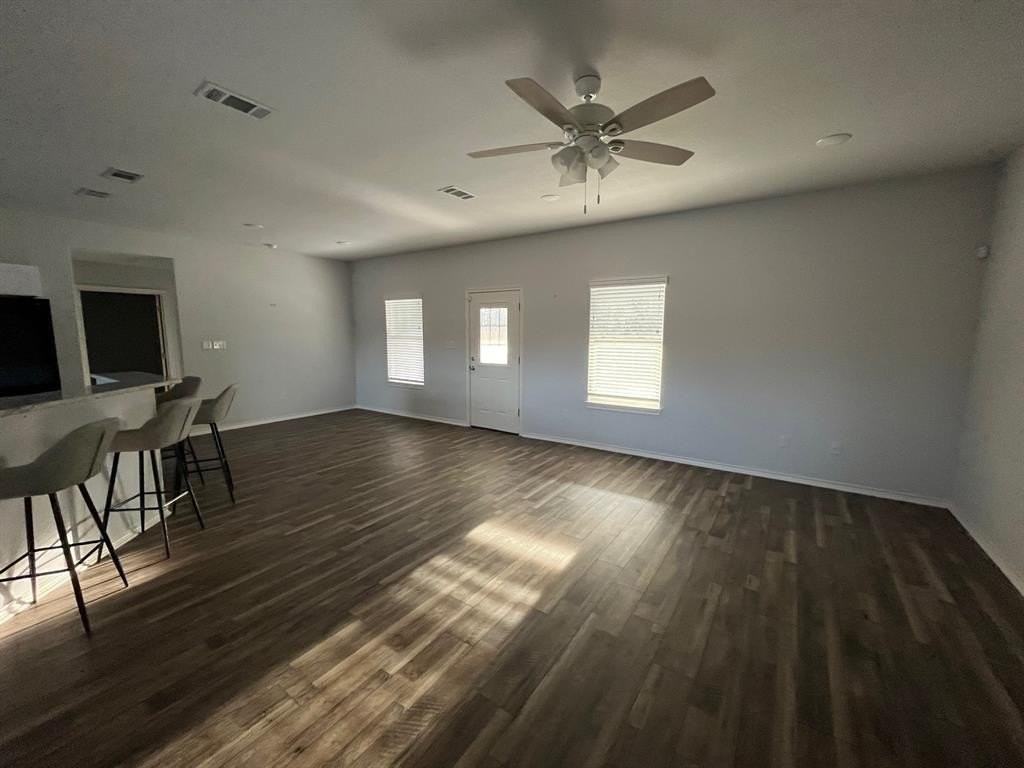 611 Gemini Ct - Photo 3 of 19