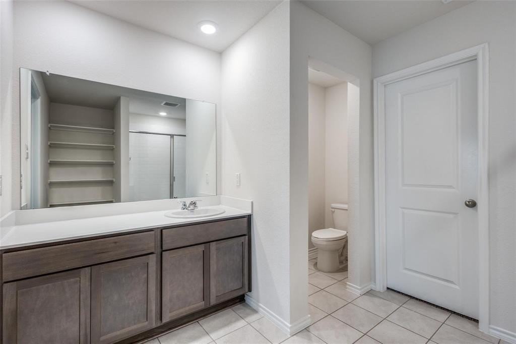 111 Barbara Ln - Photo 5 of 23