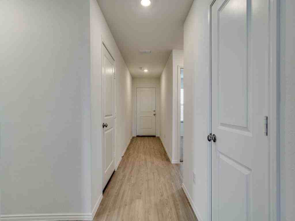 1511 Falconry Ct - Photo 2 of 12