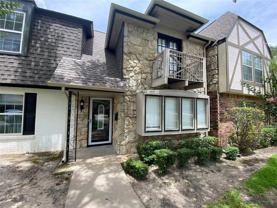 6 One Main Pl - Photo 1 of 1