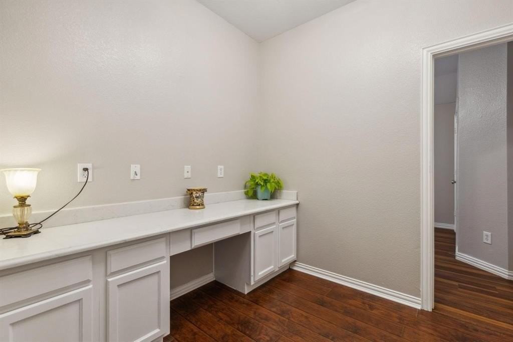 4401 Sycamore Rd - Photo 3 of 22