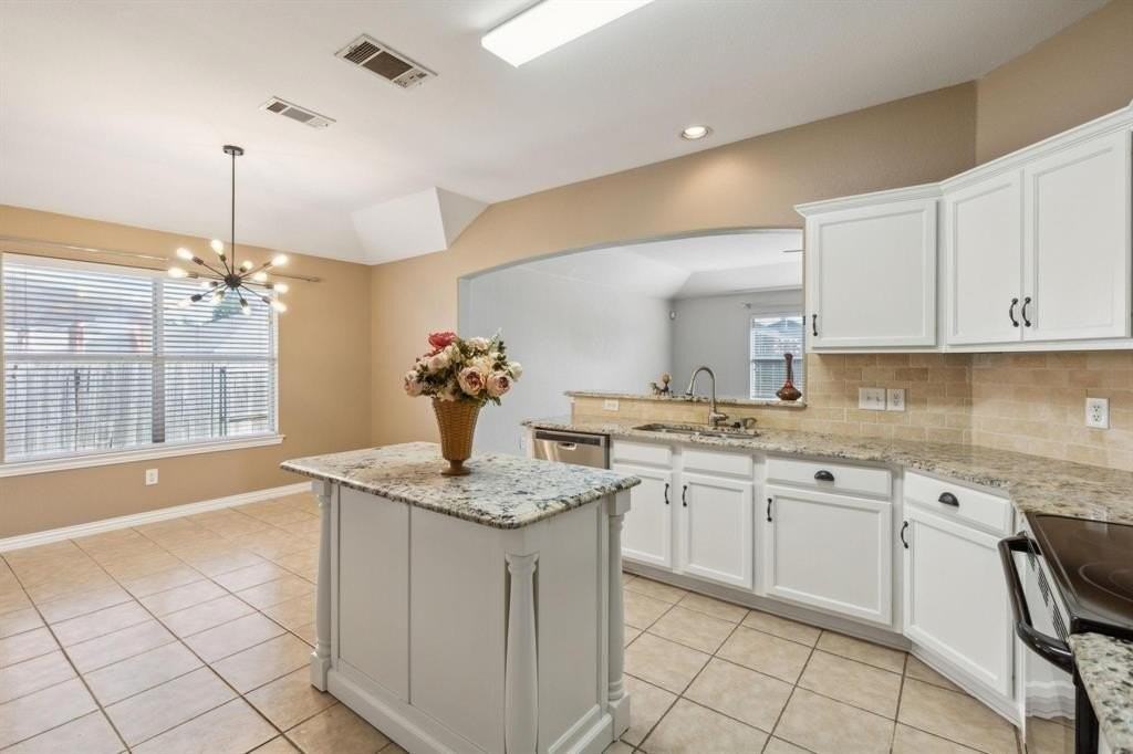 4401 Sycamore Rd - Photo 6 of 22