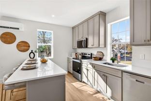 439 W 9th St #5 - Photo 1 of 1