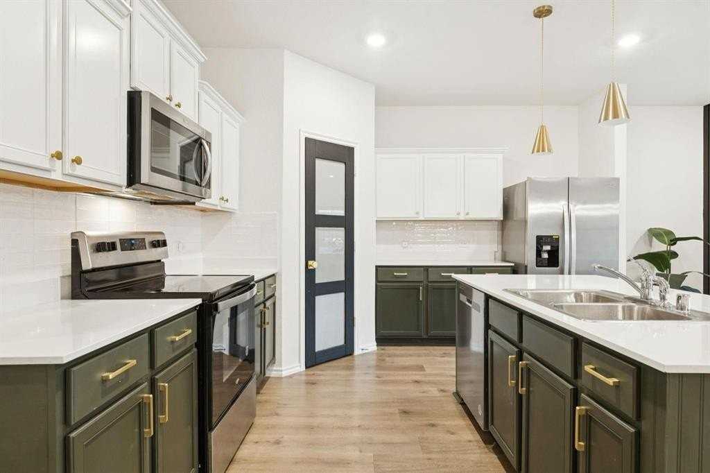 13148 S Haven Way - Photo 4 of 24