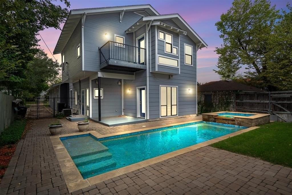 3804 Mattison Ave - Photo 2 of 40