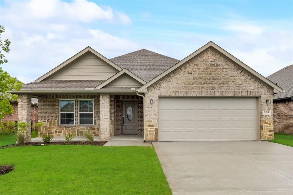 808 Hardaway Dr - Photo 4 of 21