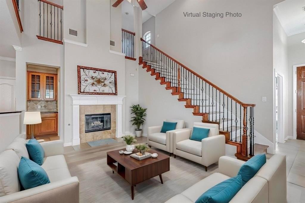 2108 Harris Pl - Photo 4 of 38