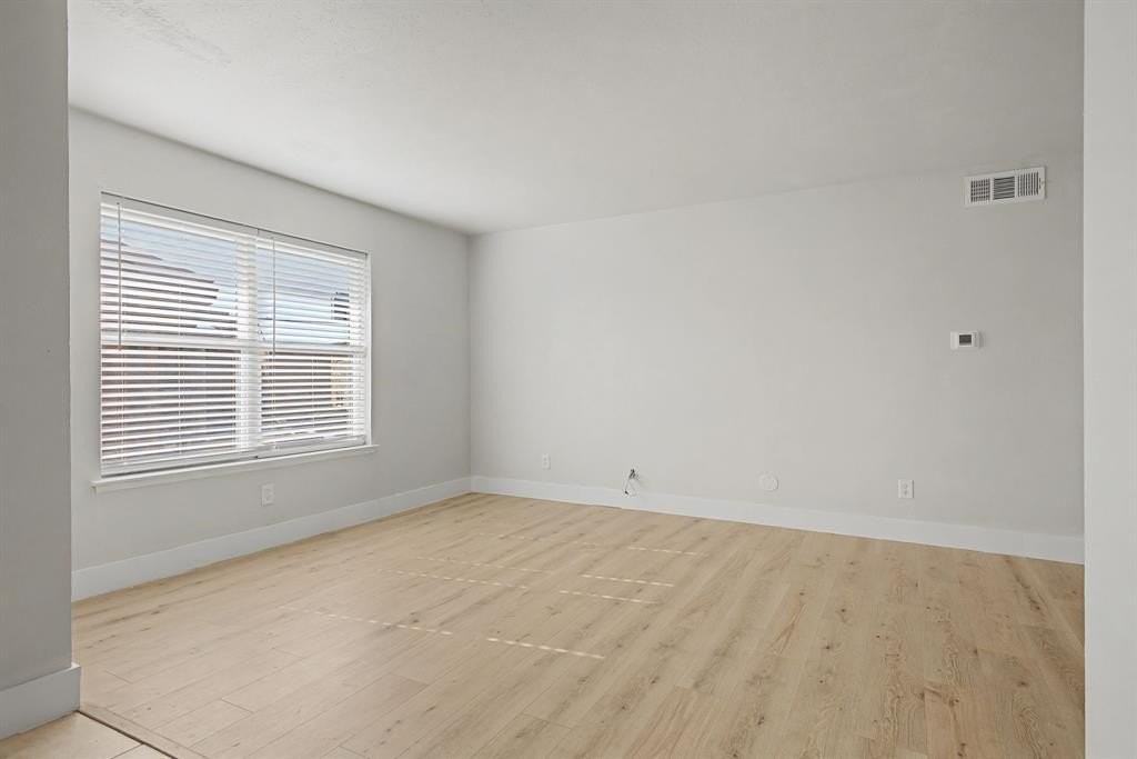 8095 Meadow Rd #236 - Photo 7 of 26