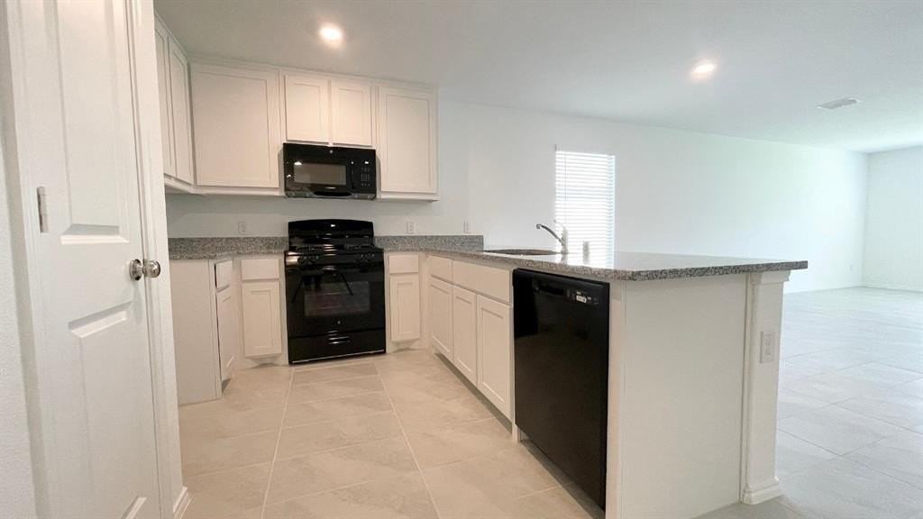 6433 Becker Ave - Photo 5 of 20