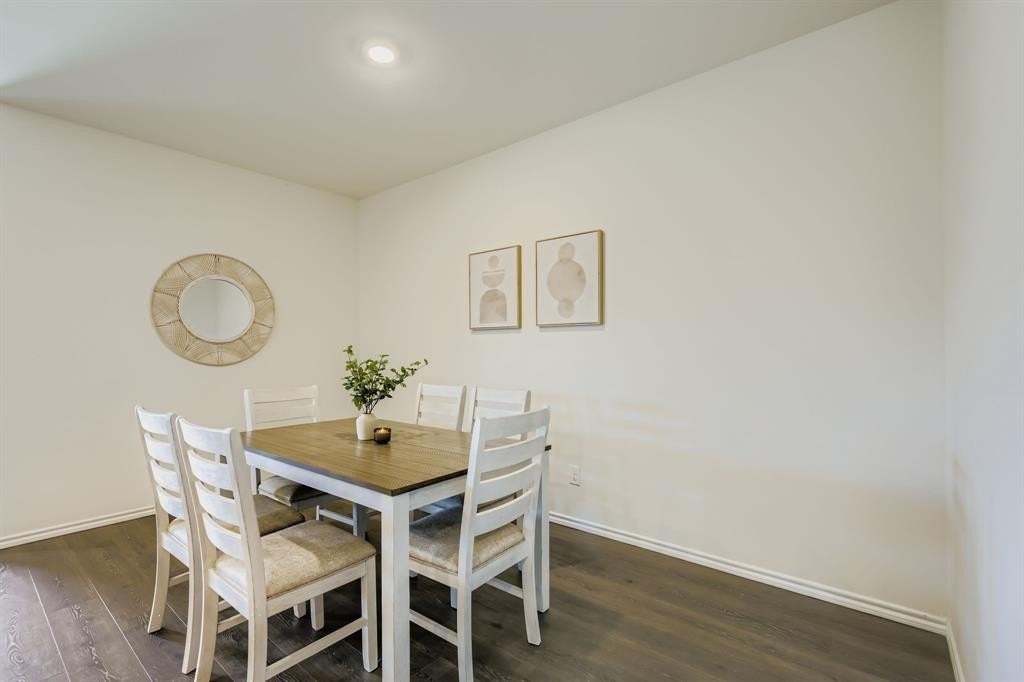 2940 Goodrich St - Photo 7 of 29