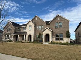 featured image of 724 4th St