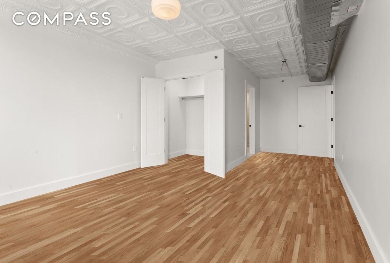 717 Manhattan Ave #2A - Photo 7 of 16